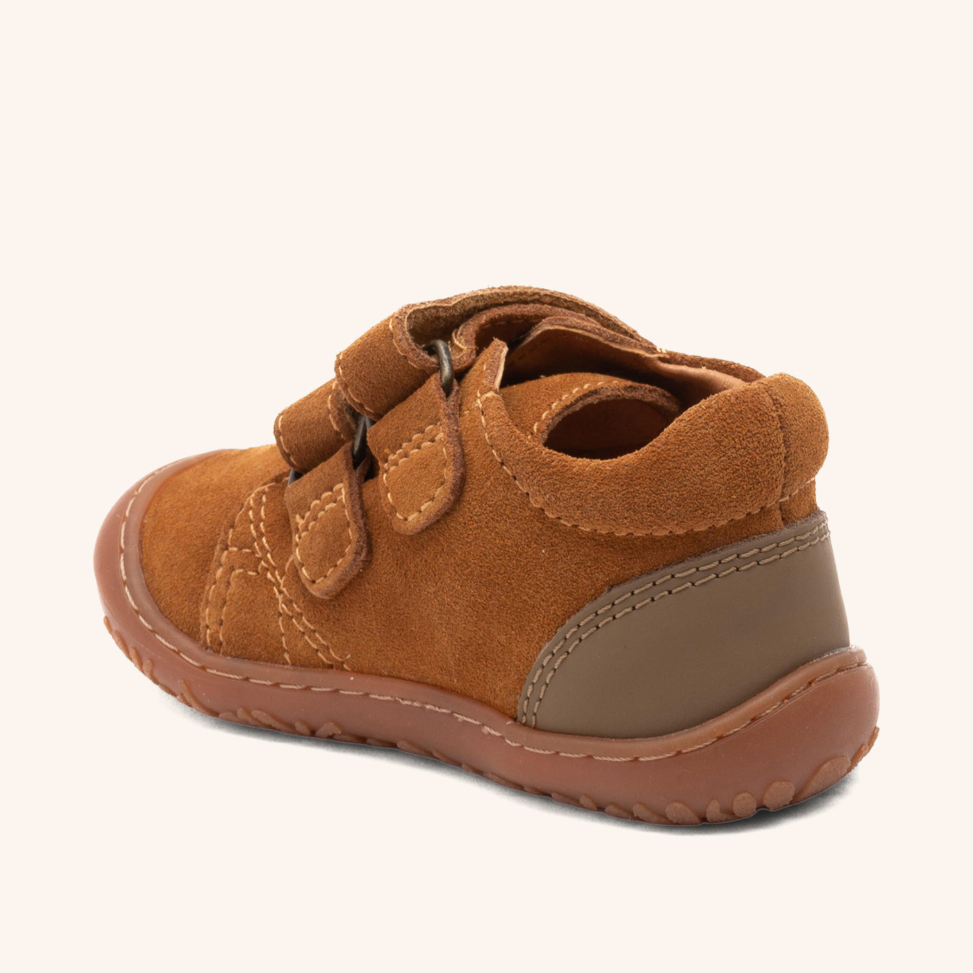 bisgaard barefoot hale v hazel PLAY