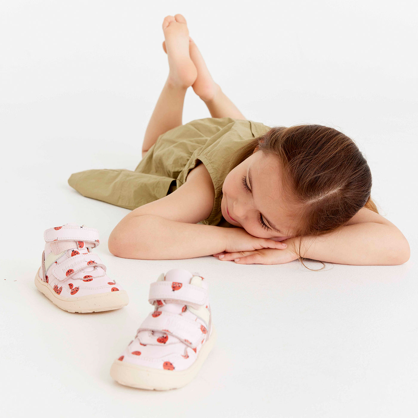 bisgaard barefoot becky lady bugs