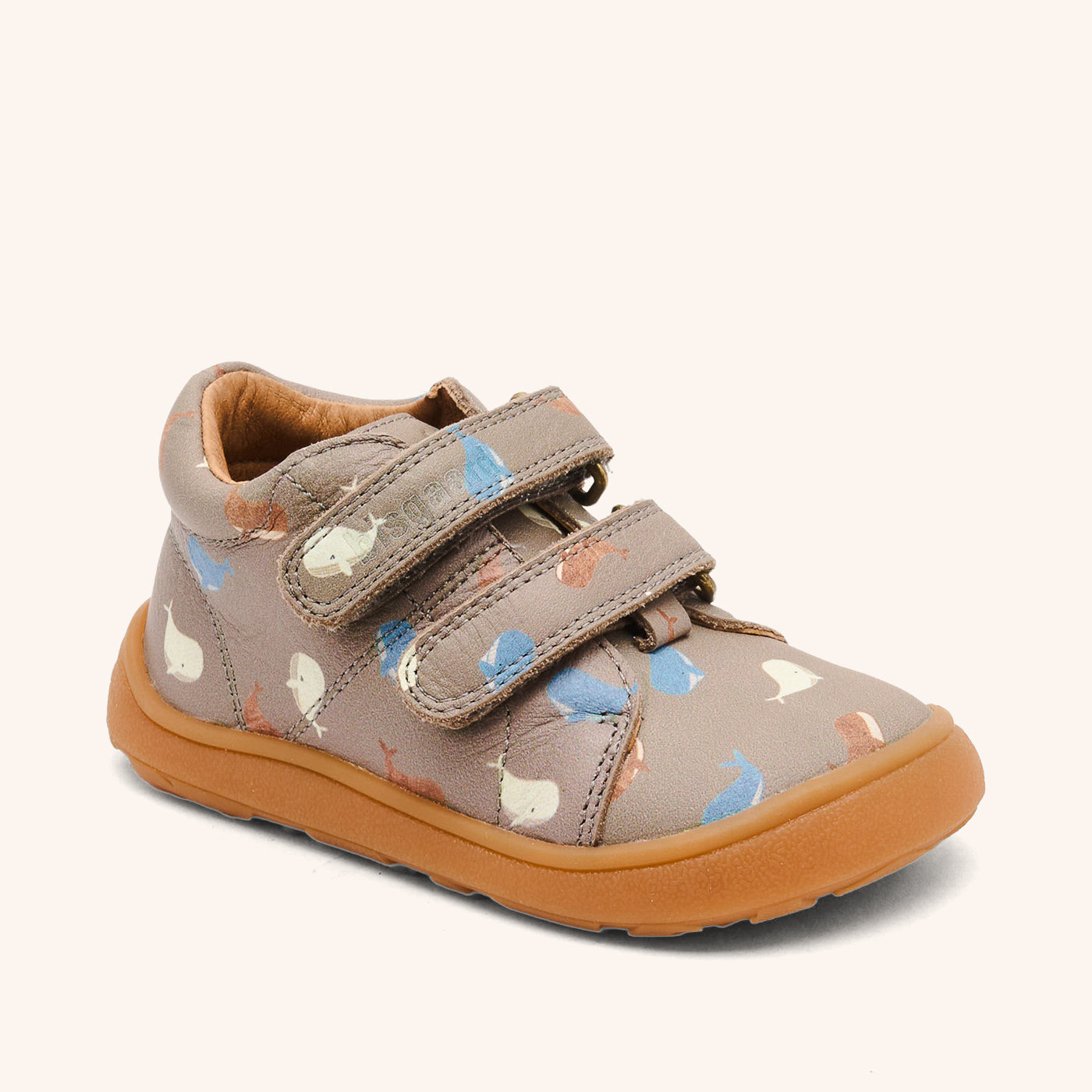 bisgaard barefoot dex whale