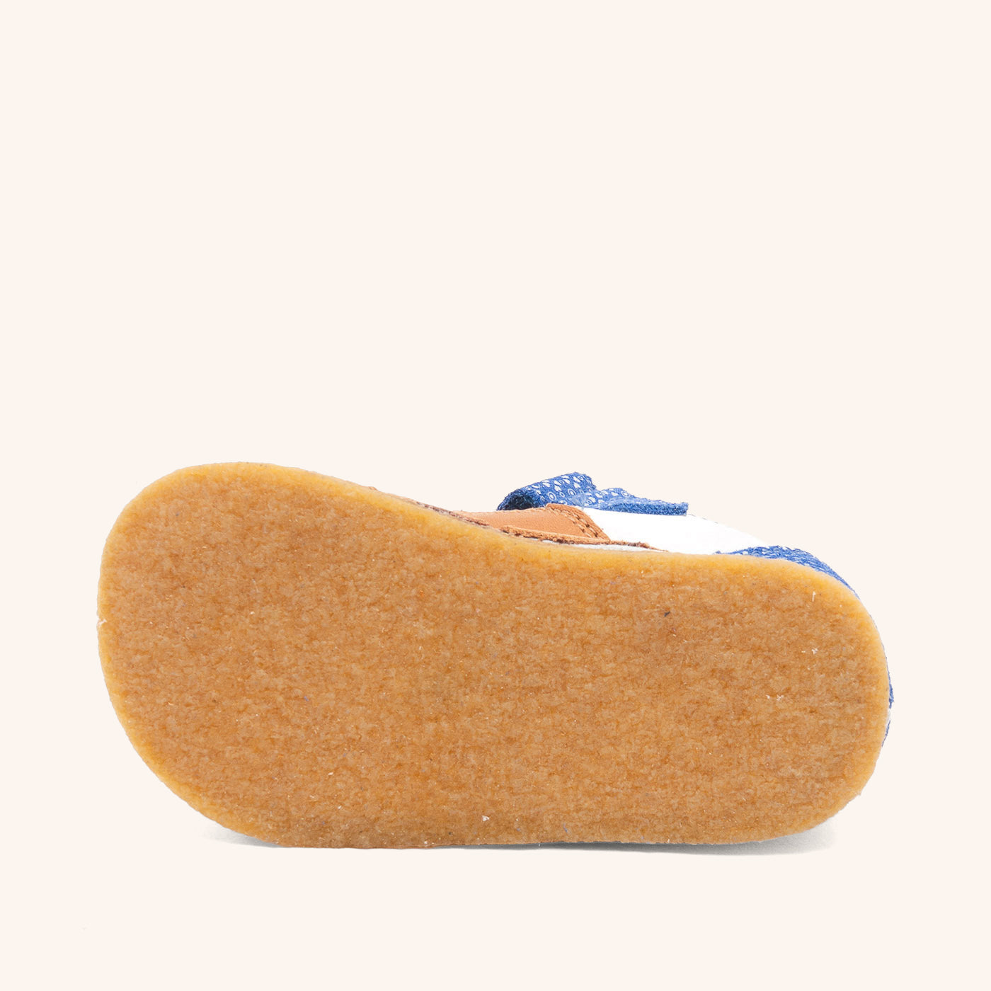 ecobirdy x bisgaard barefoot beannie coastal