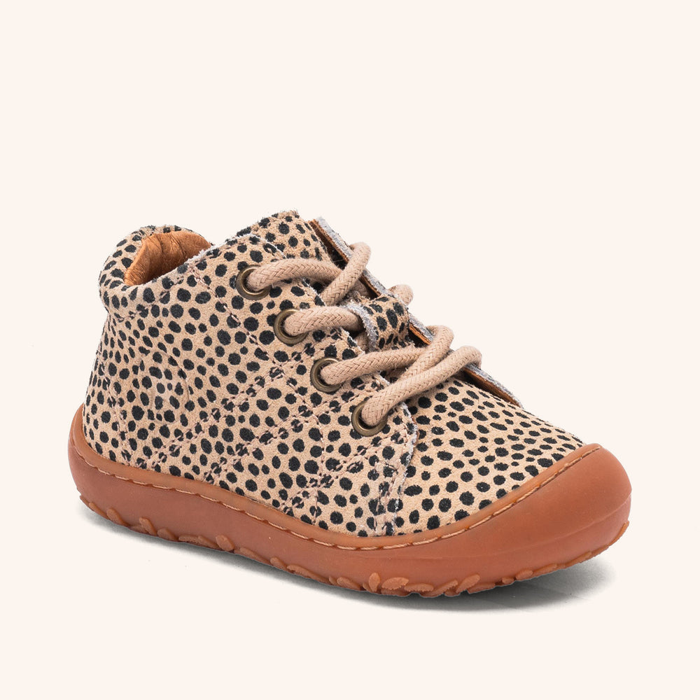 bisgaard barefoot hale l black dots