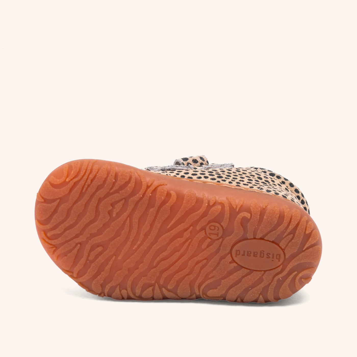 bisgaard barefoot hale v black dots