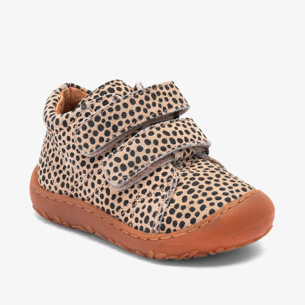 bisgaard barefoot hale v black dots
