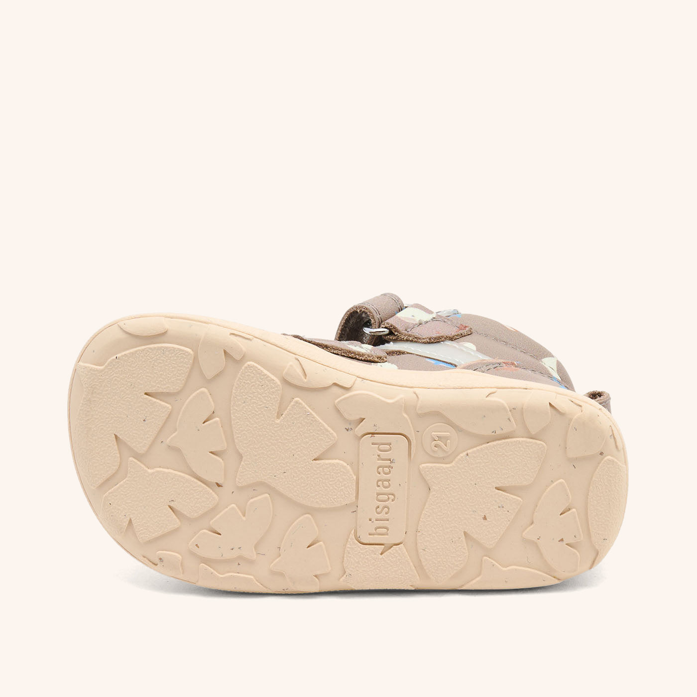 bisgaard barefoot becky whale