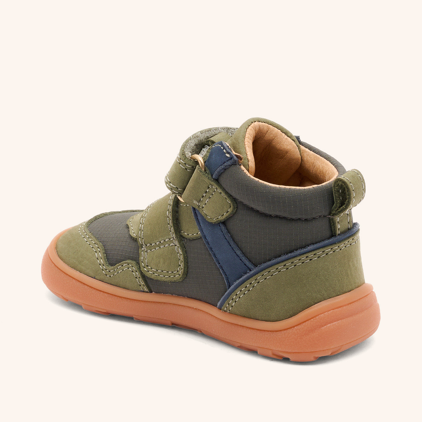 bisgaard barefoot becky sage