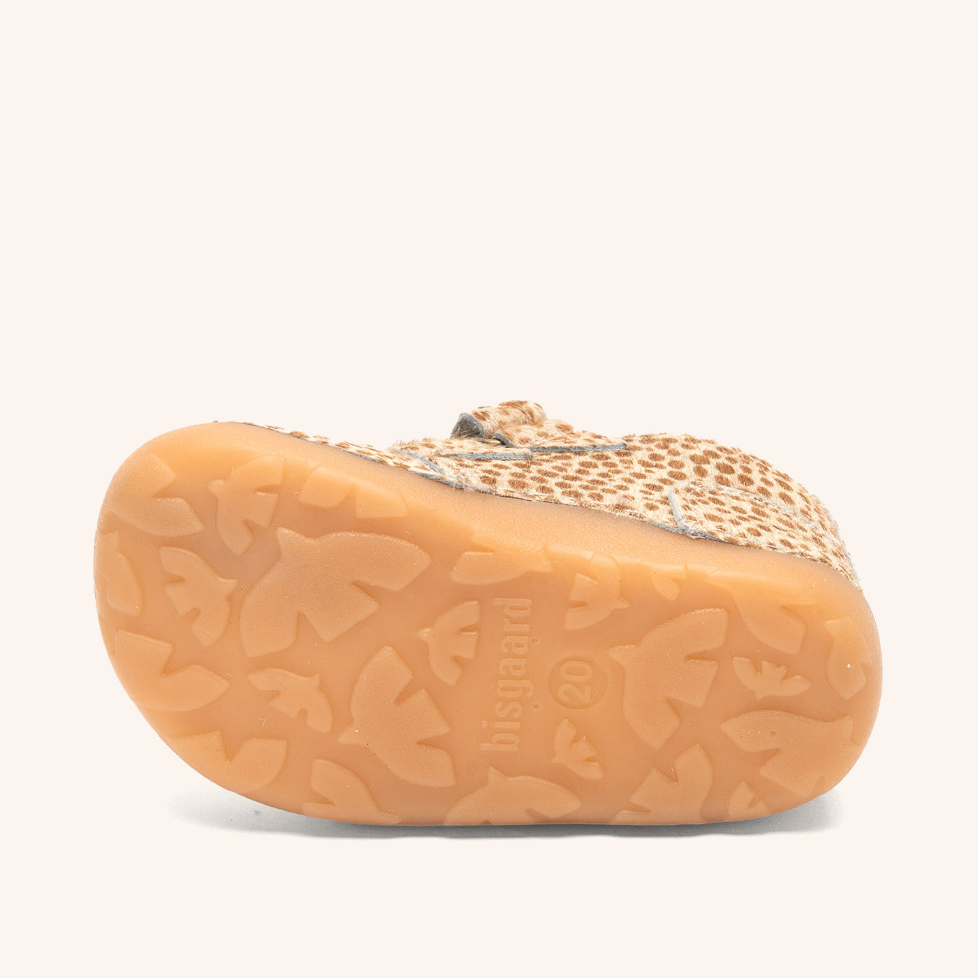 bisgaard barefoot carter lamb dots fur