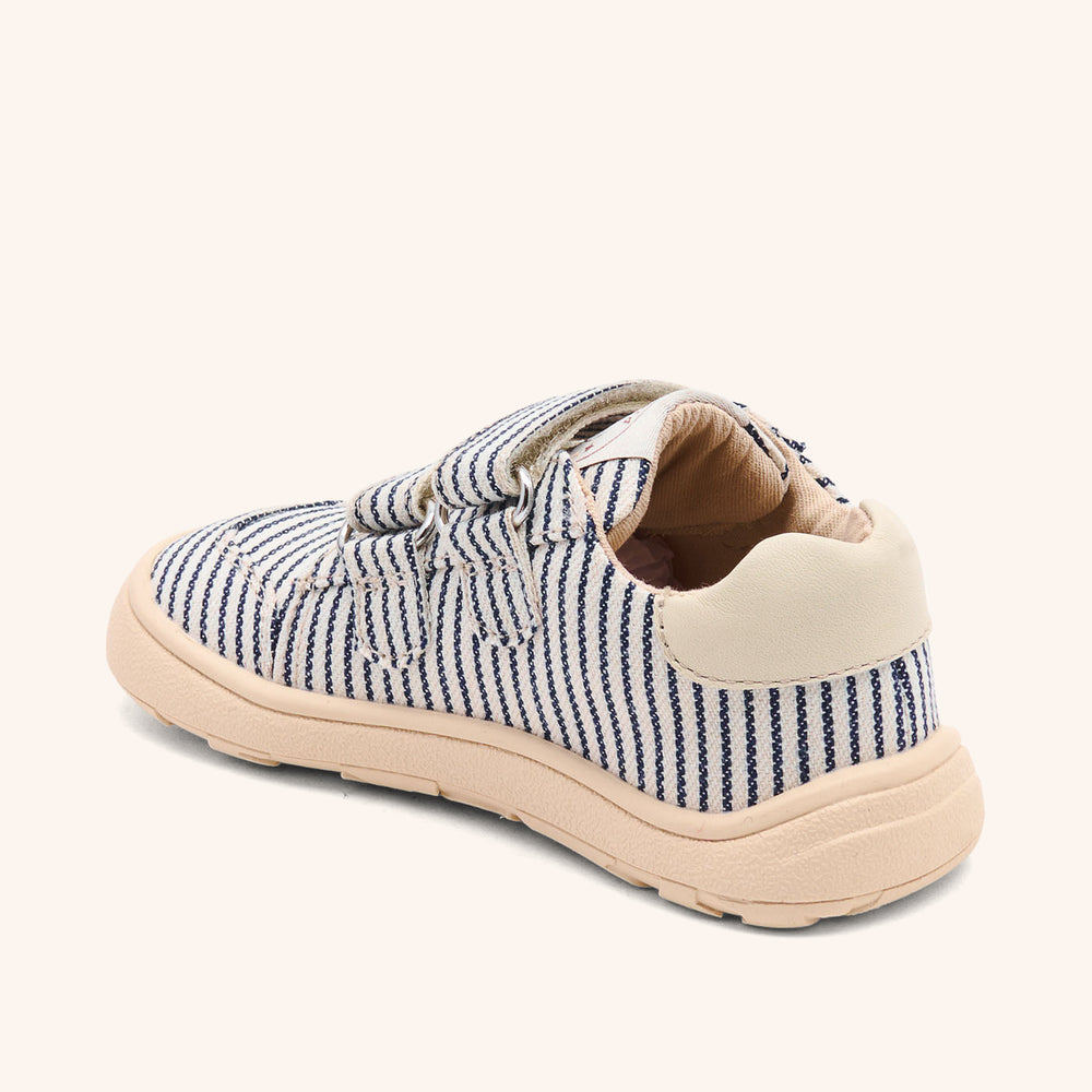bisgaard barefoot skipper blue