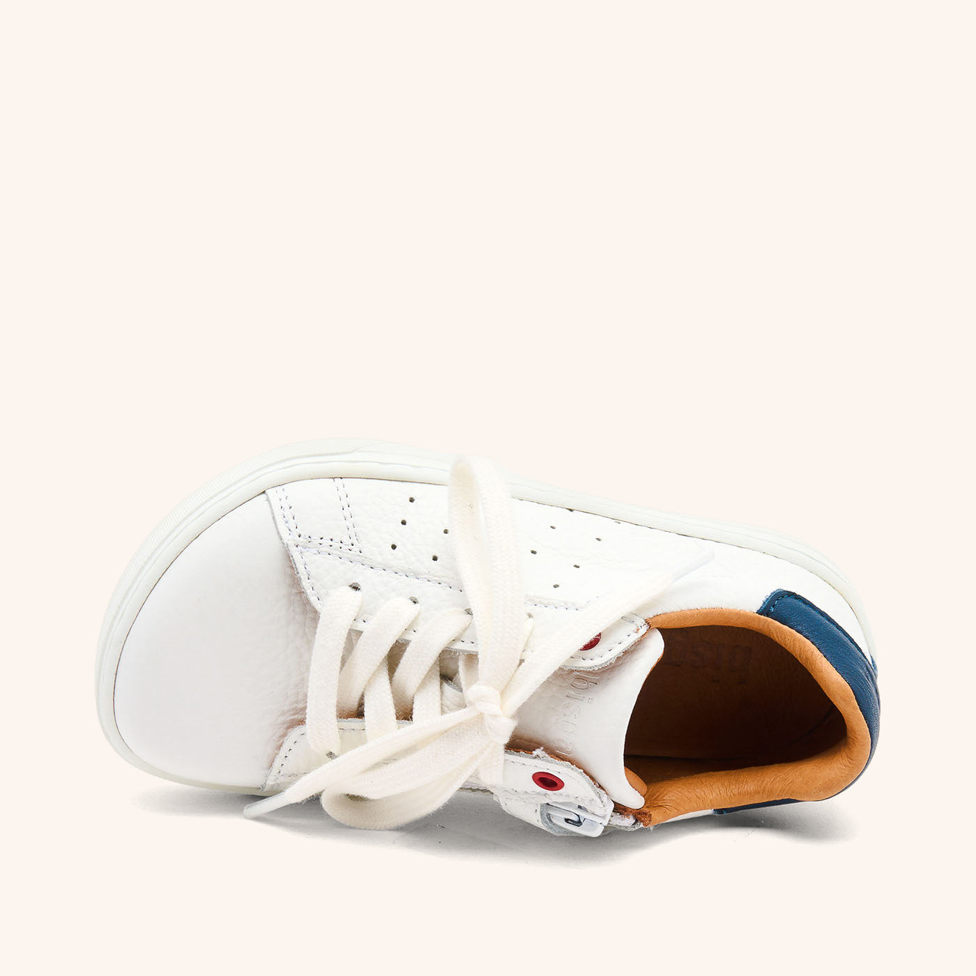 bisgaard barefoot raymond white classic