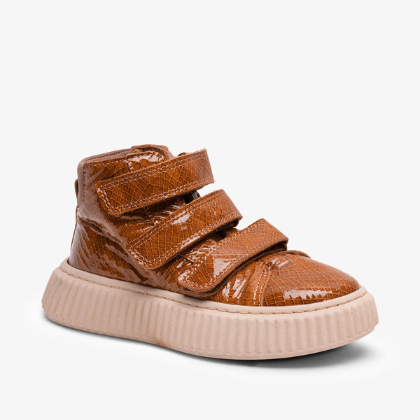 bisgaard debbie v brown croco