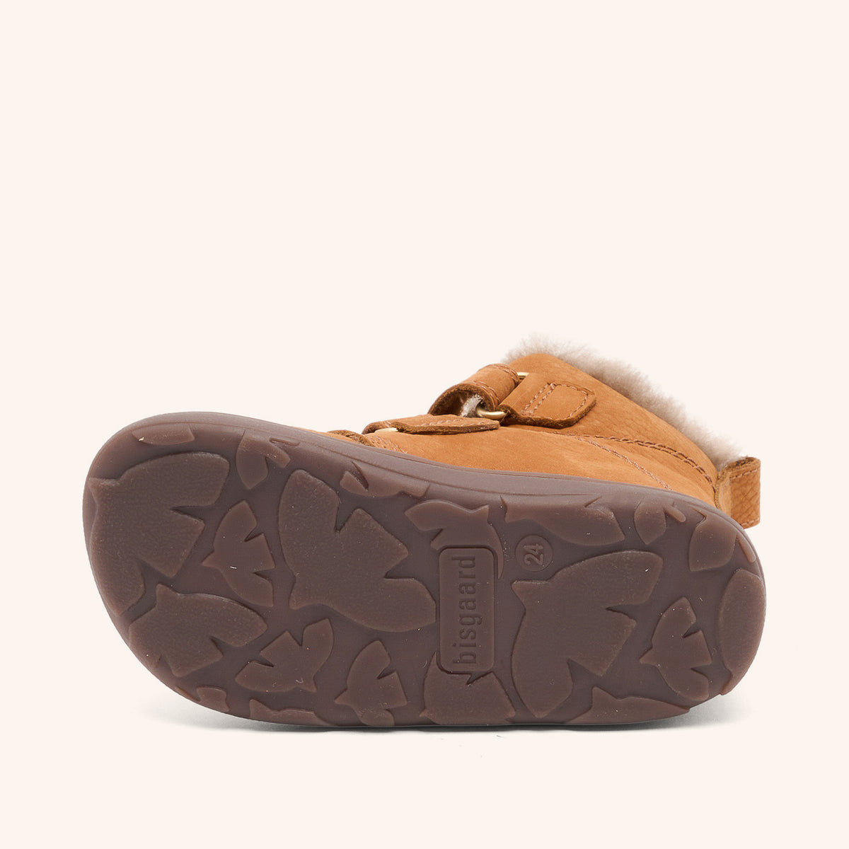 bisgaard barefoot emil lamb camel