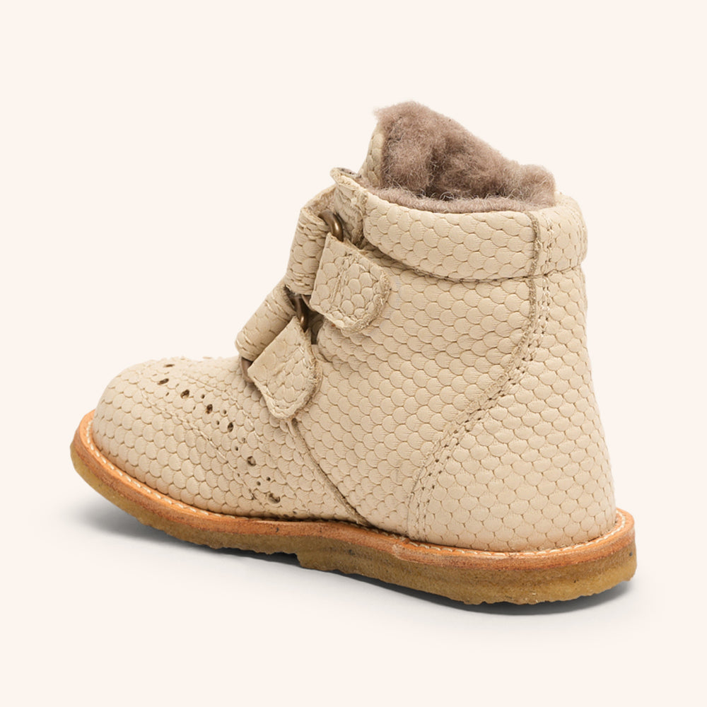 bisgaard ellie v tex cream waves