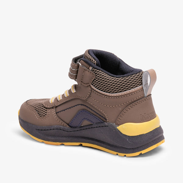 bisgaard drake tex brown