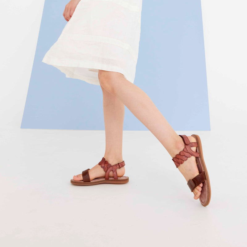 bisgaard cille brown