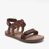 bisgaard cille brown
